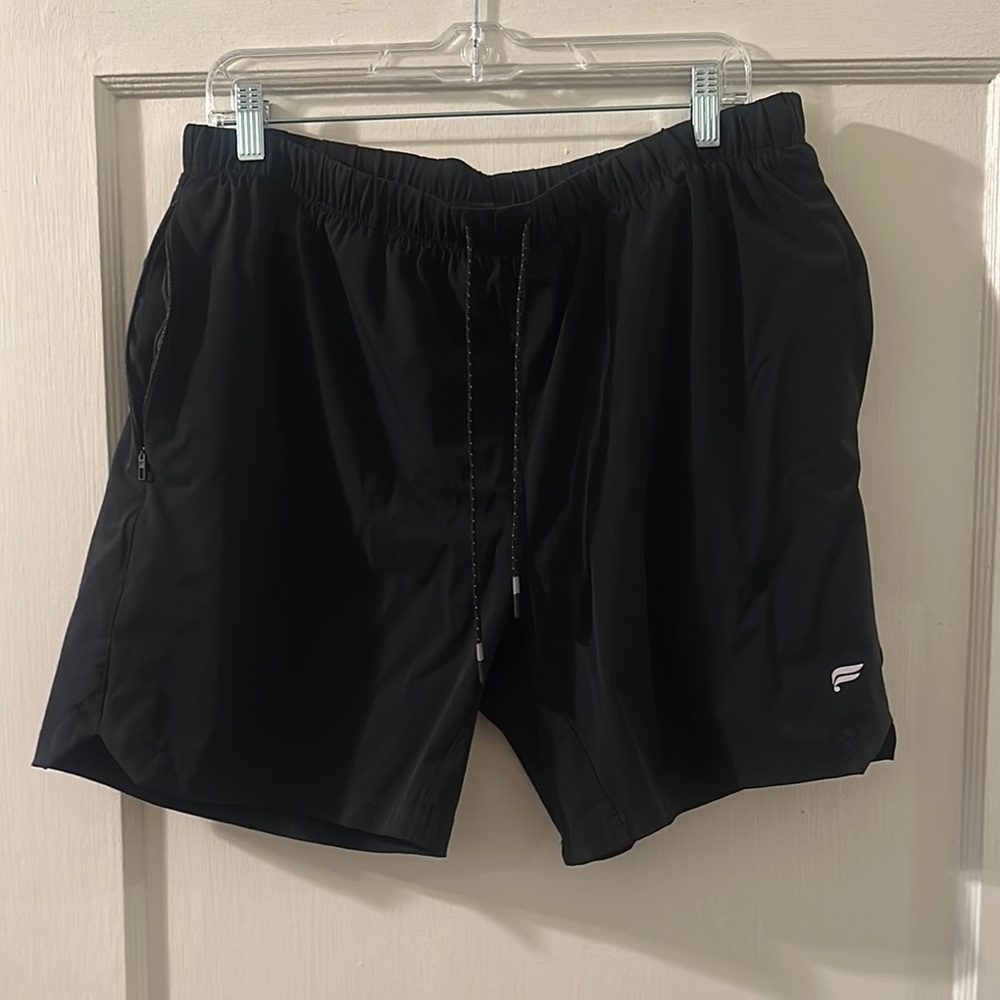 Fabletics Black Athletic Shorts L The One lined